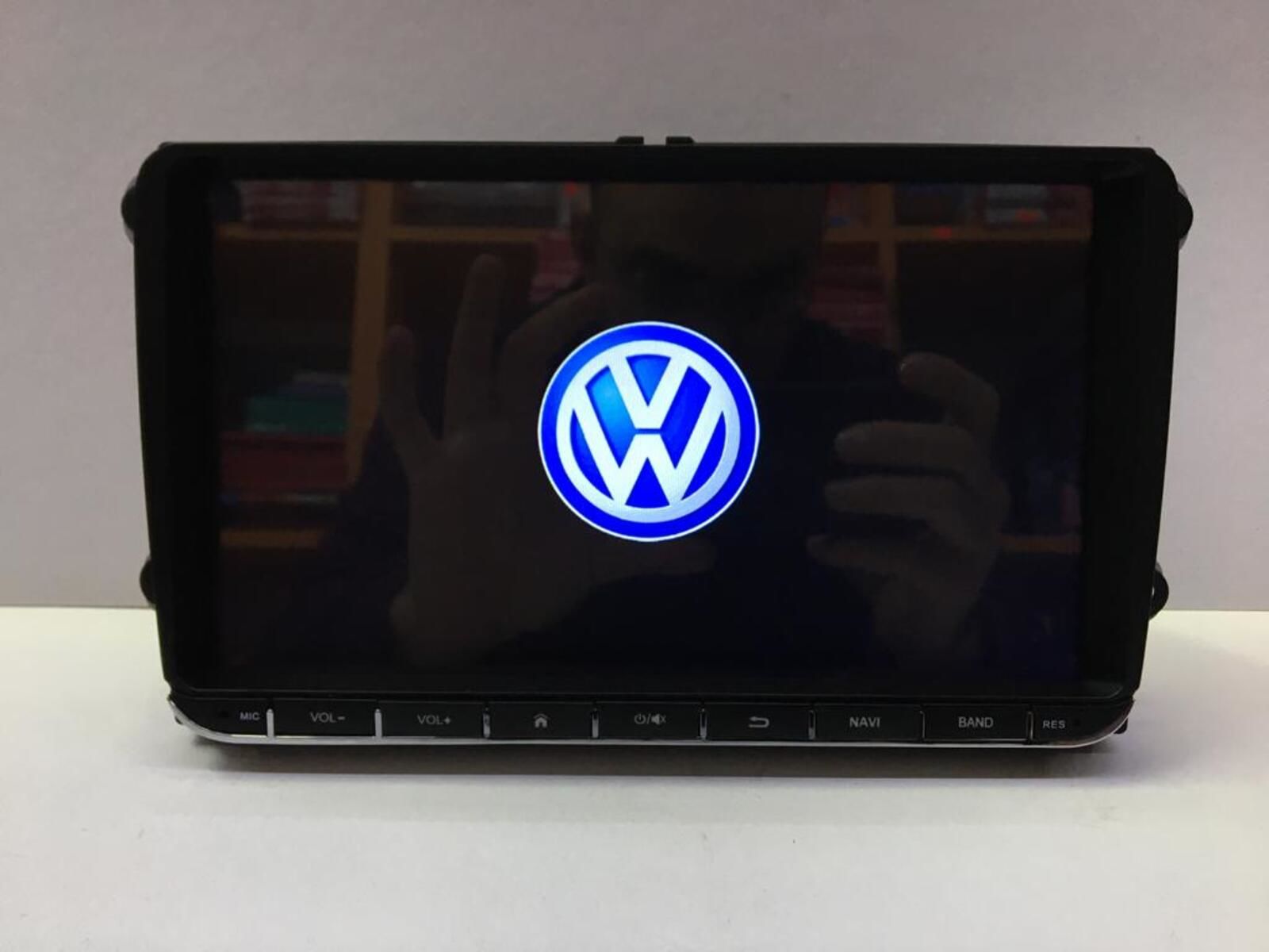 VOLKSWAGEN MULTİMEDYA TEYP 9'' ANDROİD 15 4-64 GB CAR PLAY KAMERA