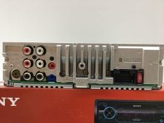 SONY DSX-A416BT 3 AMFİ ÇIKIŞI BLUETOOTH RENK DEĞİŞTİREN TUŞLAR