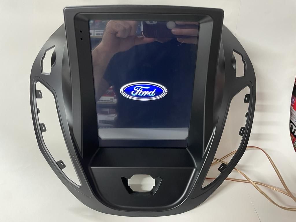 FORD COURİER TESLA MULTİMEDYA TEYP ANDROİD 15 2 GB RAM 32 GB HAFIZA CARPLAY KAMERA
