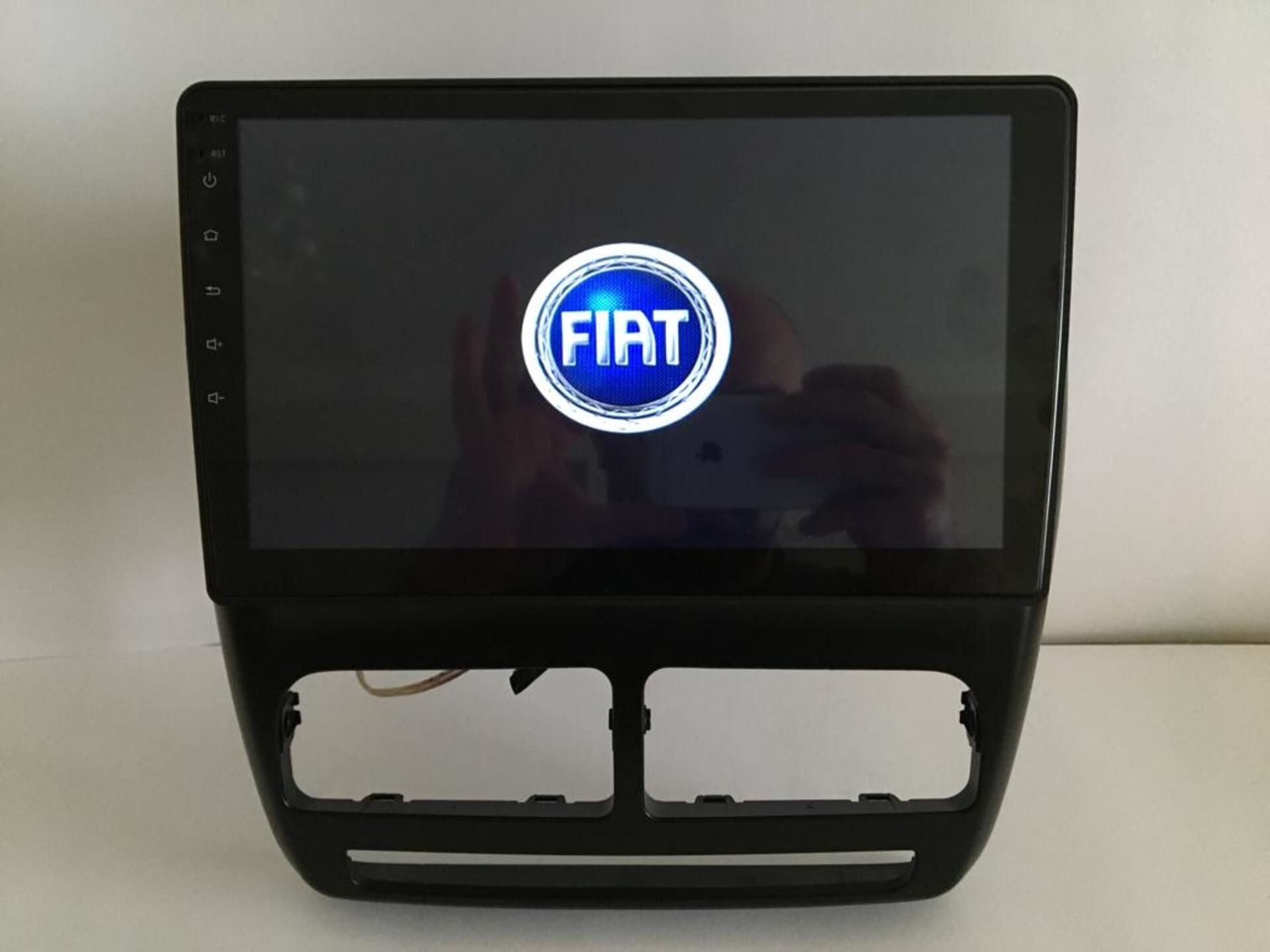 FİAT DOBLO D3 MULTİMEDYA TEYP ANDROİD 15 2-32 GB CARPLAY KAMERA HEDİYE