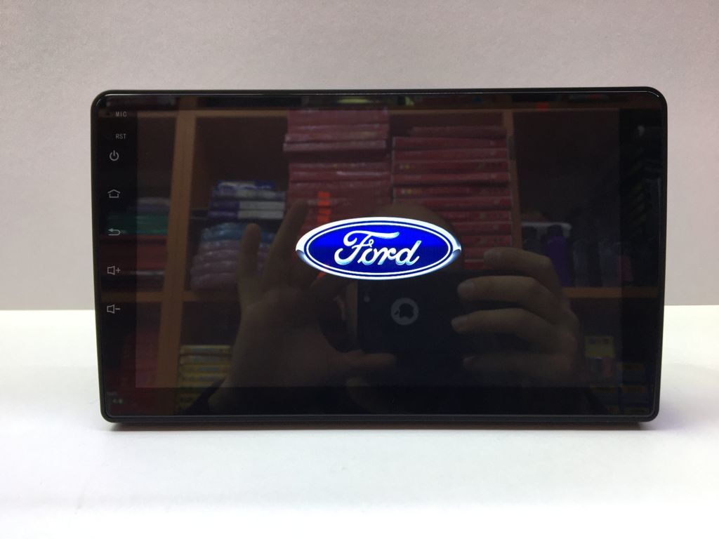 FORD TRANSİTMULTİMEDYA TEYP ANDROİD 15 4-64 GB CARPLAY KAMERA HEDİYE