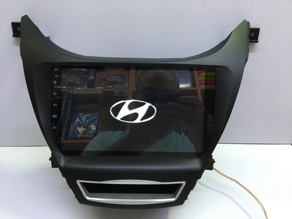 HYUNDAİ ELENTRA MULTİMEDYA TEYP ANDROİD 15 2-32 GB CARPLAY KAMERA HEDİYE