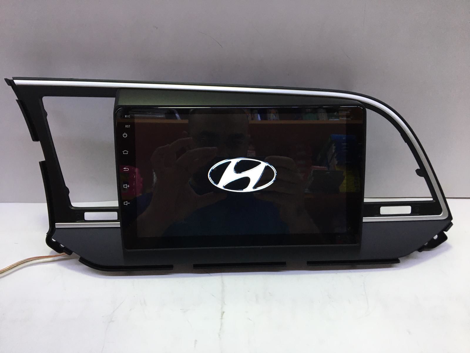 HYUNDAİ ELENTRA YENİ KASAMULTİMEDYA TEYP ANDROİD 15 4-64 GB CARPLAY KAMERA HEDİYE