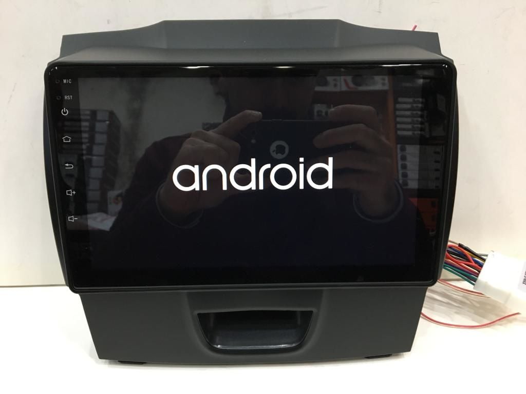 ISUZU DMAX MULTİMEDYA TEYP ANDROİD 15 4-64 GB CARPLAY KAMERA HEDİYE